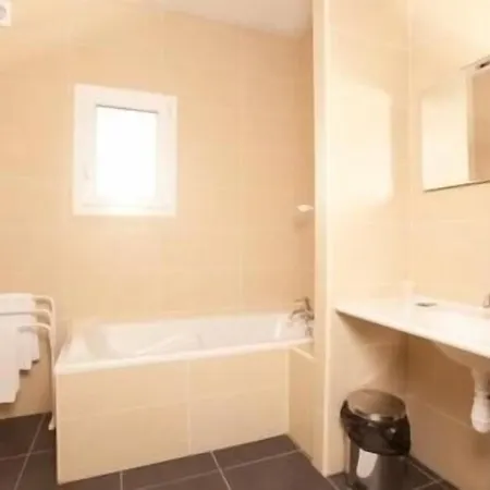 Hotel Fleur De Lys Hazebrouck