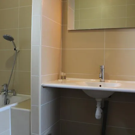 Fleur De Lys Hazebrouck